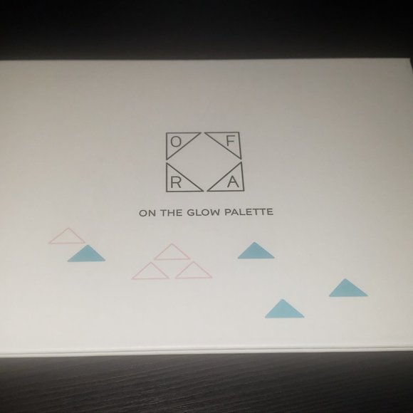 OFRA PRO PALETTE - ON THE GLOW $120 - Picture 3 of 14